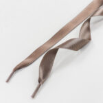 Atacadores de Cetim Grandes Castanho Claro